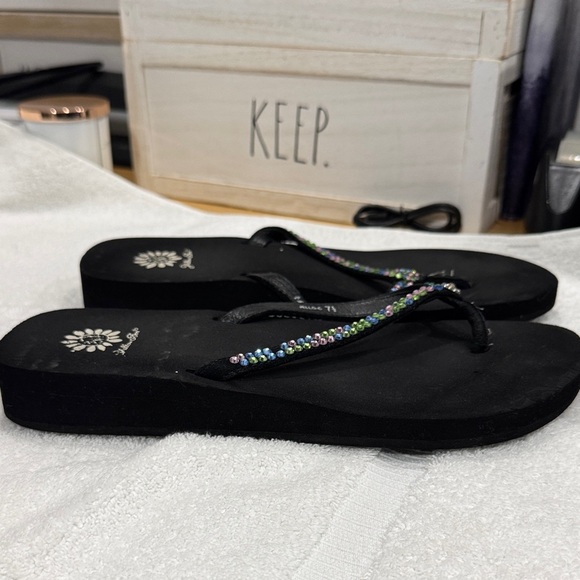 Yellow Box Black Sandals with Colorful Rhinestones - Picture 4 of 5